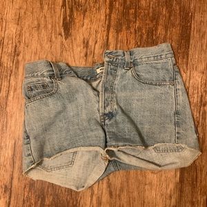Brandy Melville denim shorts (size 40)